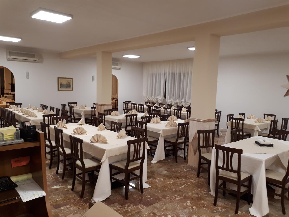 La Collinetta Sas Hotel Montazzoli Exterior foto